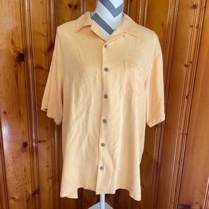 Mens Tommy Bahama 100% silk button up shirt